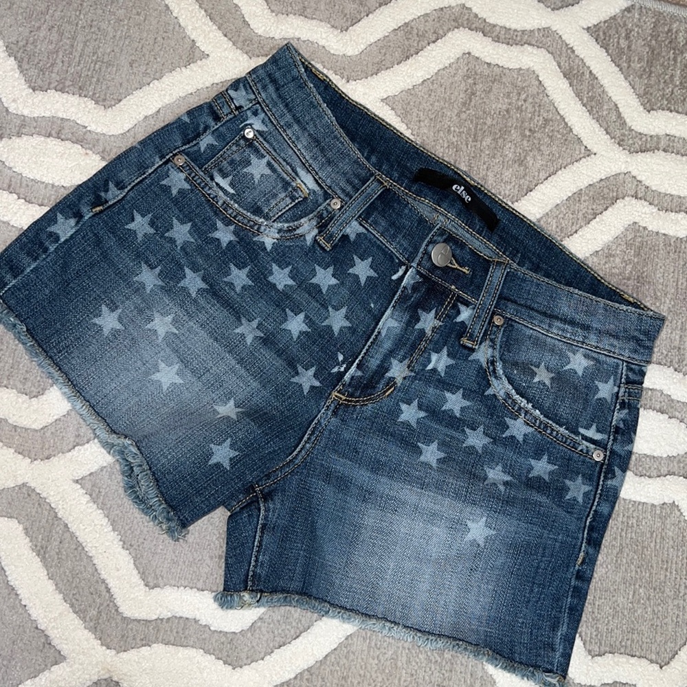 else Star Patterned Shorts